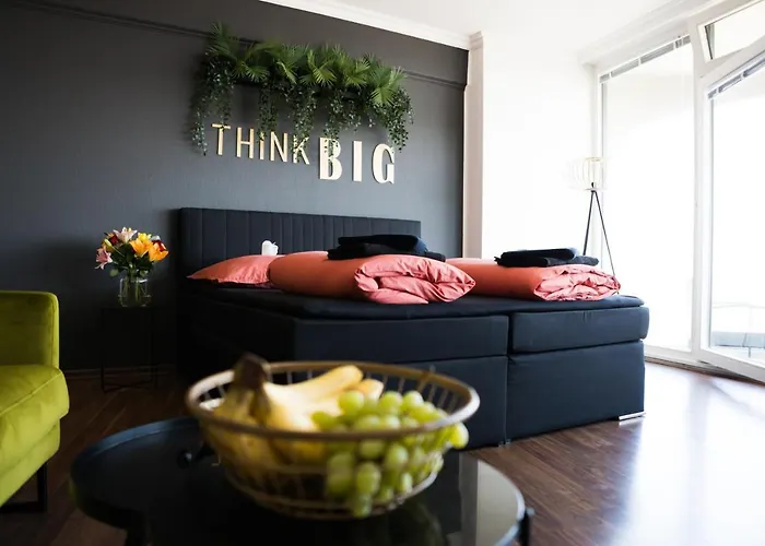 Fresh Apartment - 20Th Floor - Netflix - Center