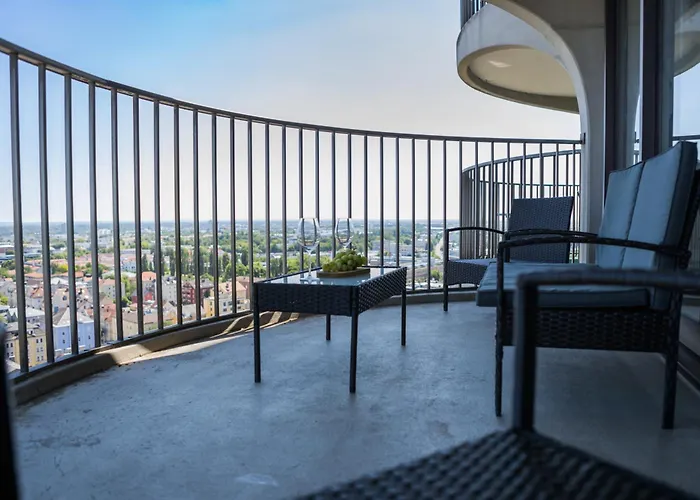 Fresh Apartment - 20Th Floor - Netflix - Center